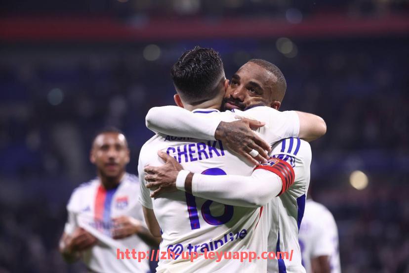 乐鱼体育入口-西甲德比2017直播全记录及梅西C罗对决瞬间回顾