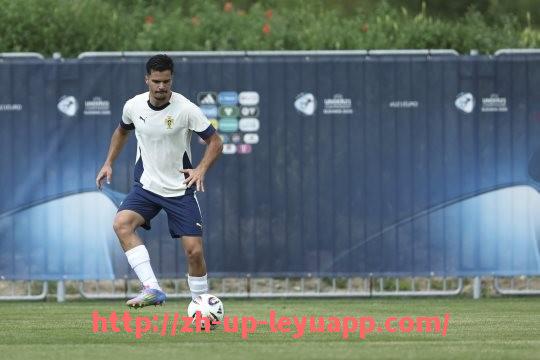 乐鱼体育入口-法甲马赛助攻数据排行：法甲马赛球员助攻数据排行与创纪录表现